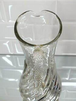 Superbe carafe en verre soufflé à la fin du XIXème siècle, modèle similaire au Bambou Baccarat.