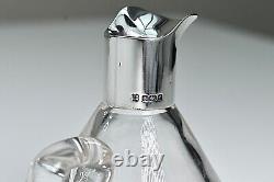 Superbe qualité en argent sterling petit pichet à eau en verre taillé par Hukin & Heath 1905