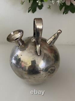 Vasque en métal couleur argent vintage, cruche ou botijo à eau ou à huile, faite à la main