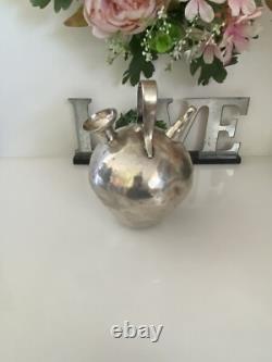 Vasque en métal couleur argent vintage, cruche ou botijo à eau ou à huile, faite à la main