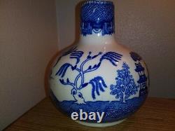 Vintage Blue Willow Pagode Wine Water Jug Pitcher Carafe Decanter Rare